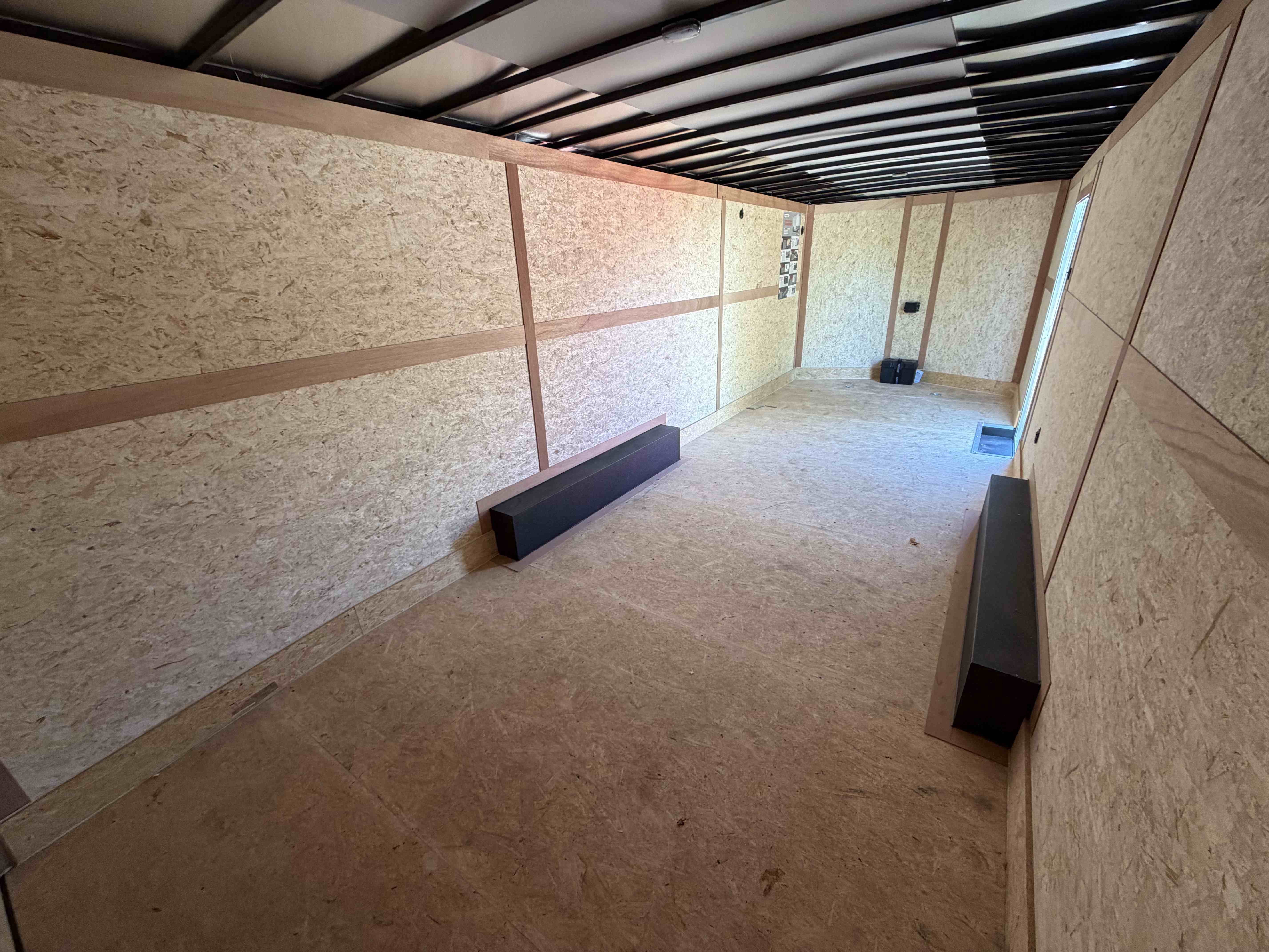 8.5' x 24' Enclosed Trailer thumbnail 5