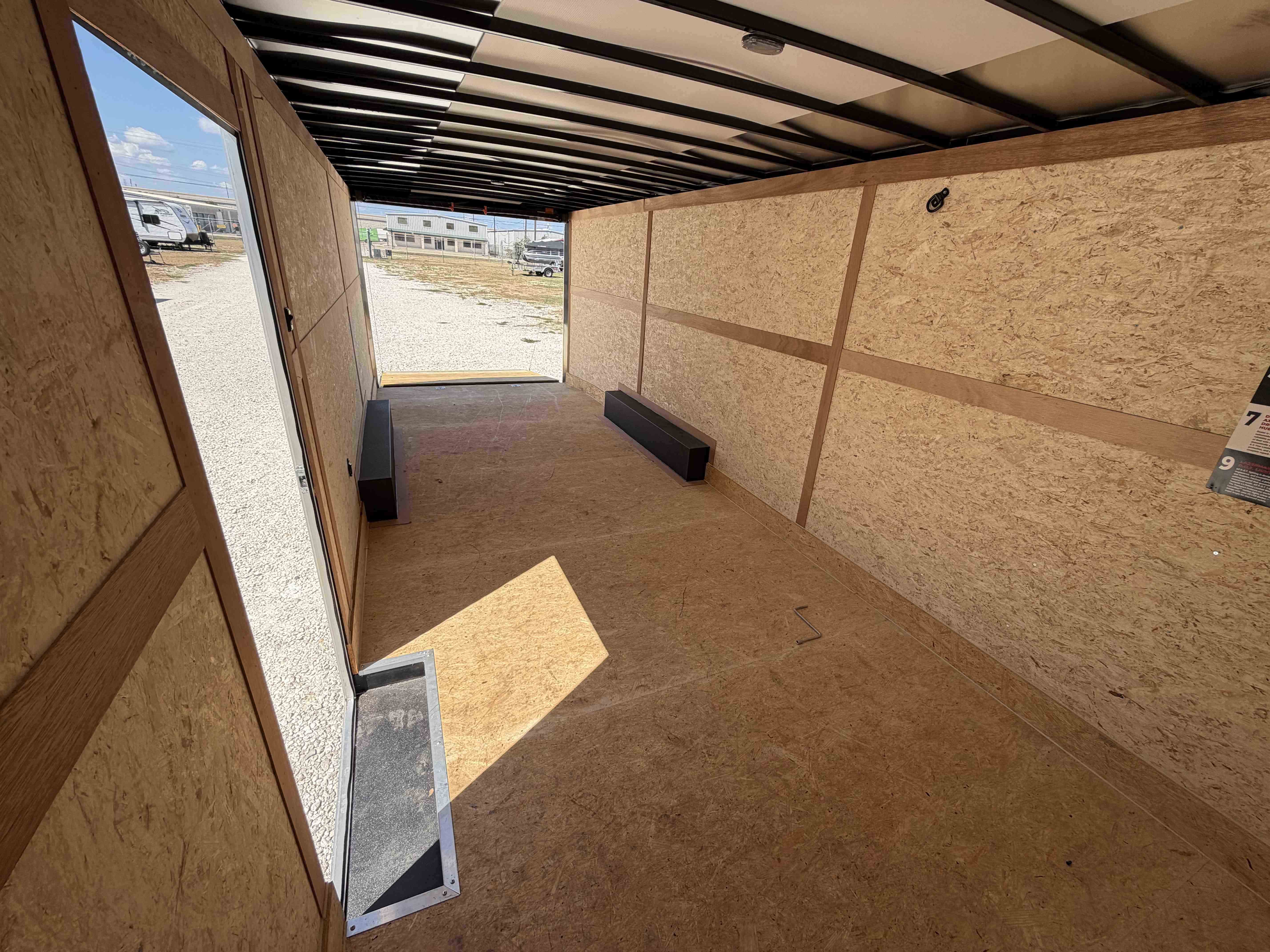 8.5' x 24' Enclosed Trailer thumbnail 6